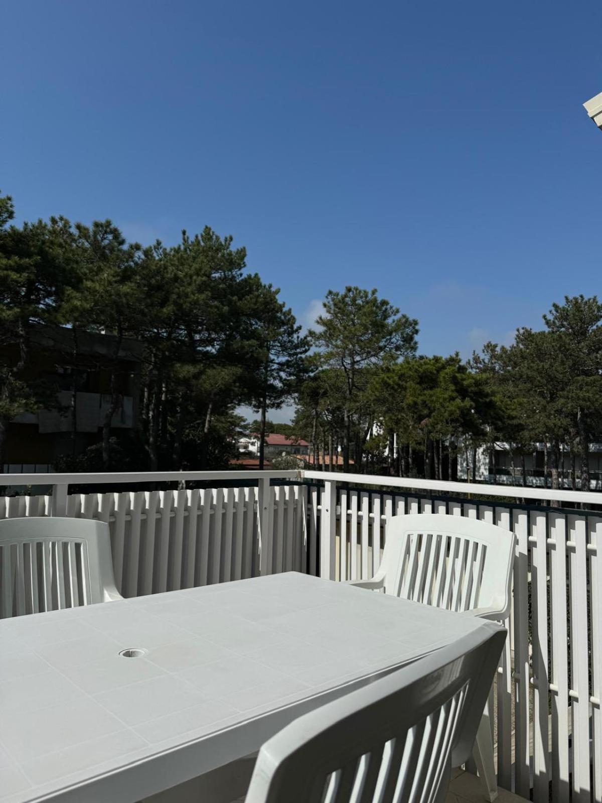 Hotel Aspe Bibione Bagian luar foto