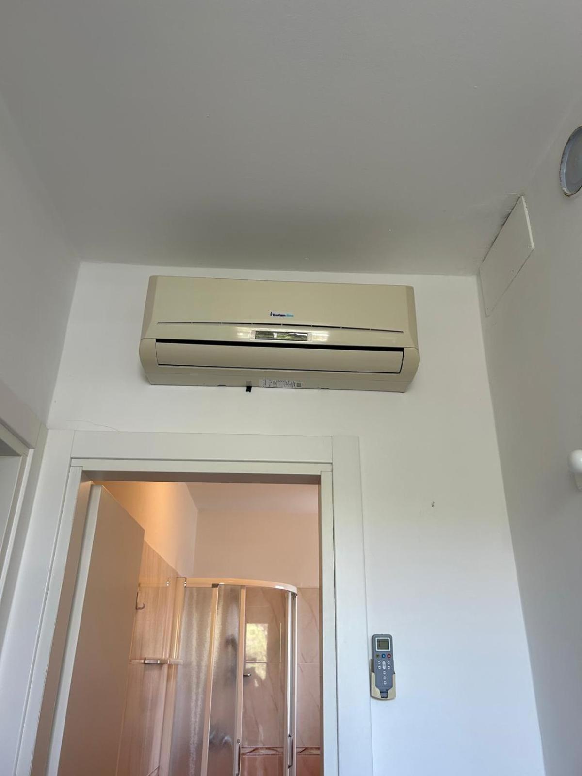 Hotel Aspe Bibione Bagian luar foto