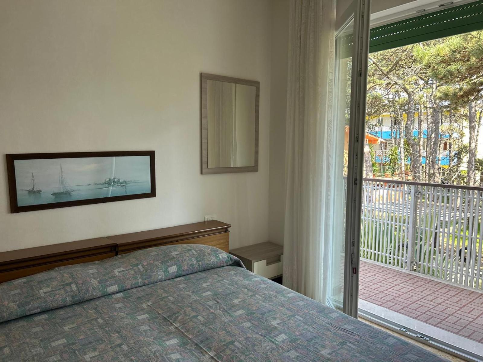 Hotel Aspe Bibione Bagian luar foto