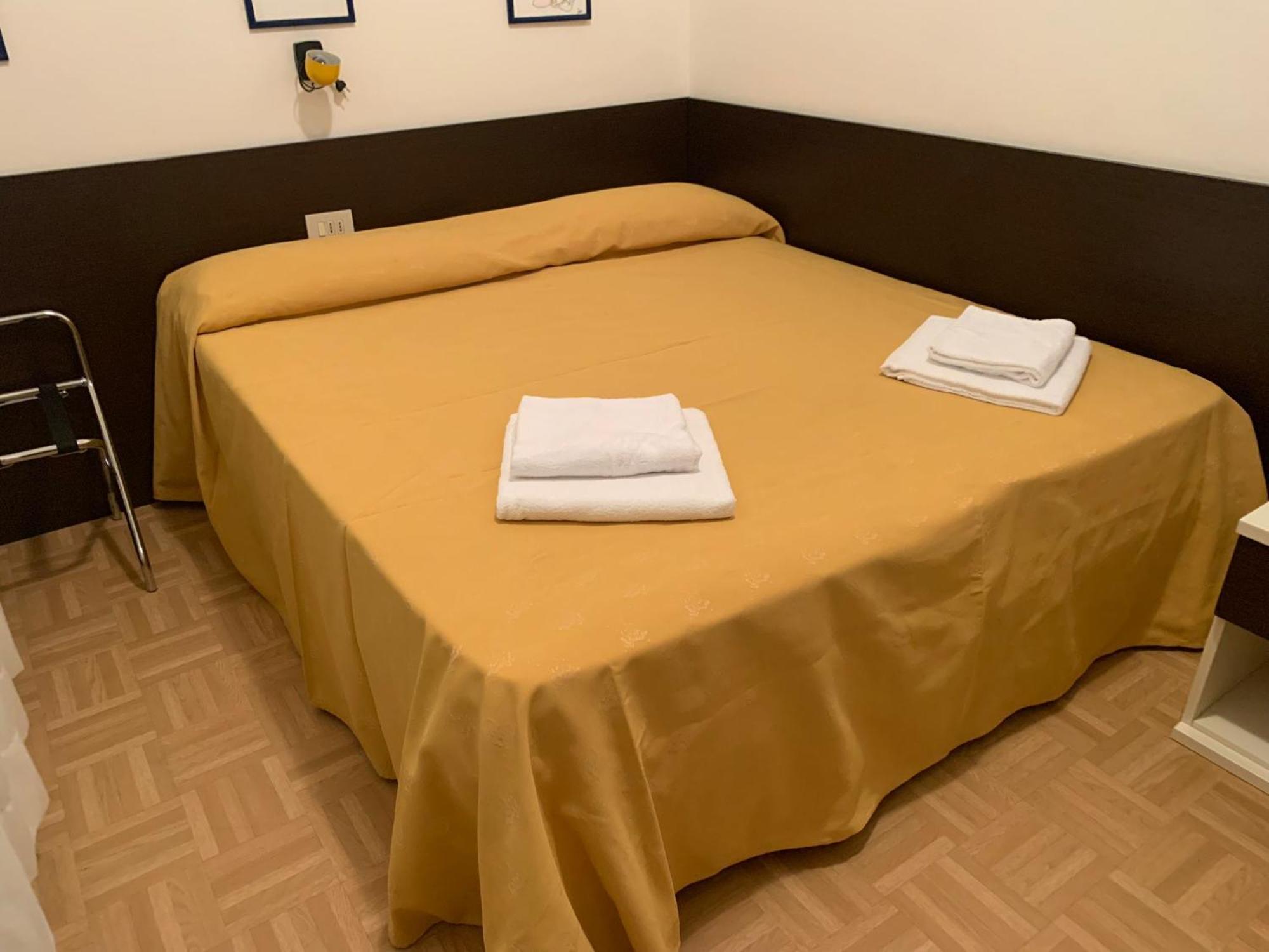 Hotel Aspe Bibione Bagian luar foto
