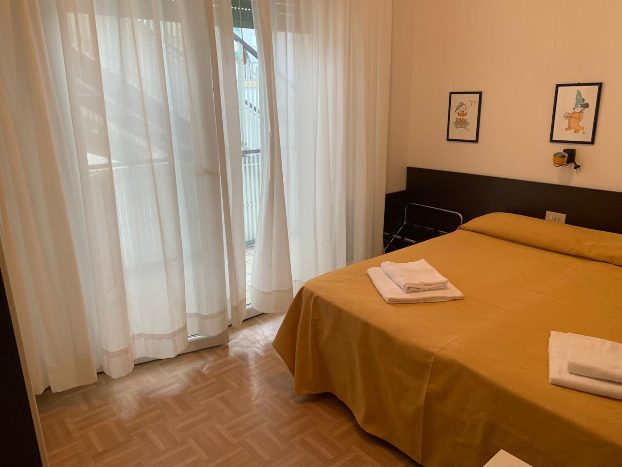 Hotel Aspe Bibione Bagian luar foto