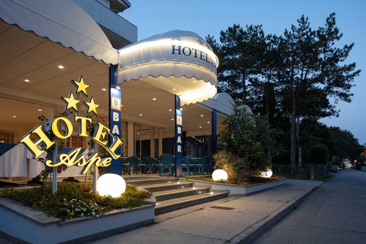 Hotel Aspe Bibione Bagian luar foto
